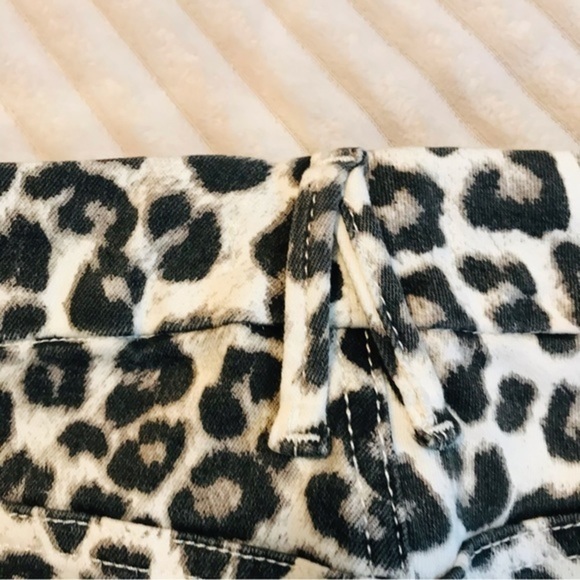 Good American Good Waist Crop Skinny Jeans White SNOW LEOPARD print size 8 29 - Picture 7 of 13
